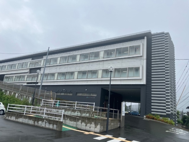 病院　医療法人清陵会南ケ丘病院（病院）まで1518m