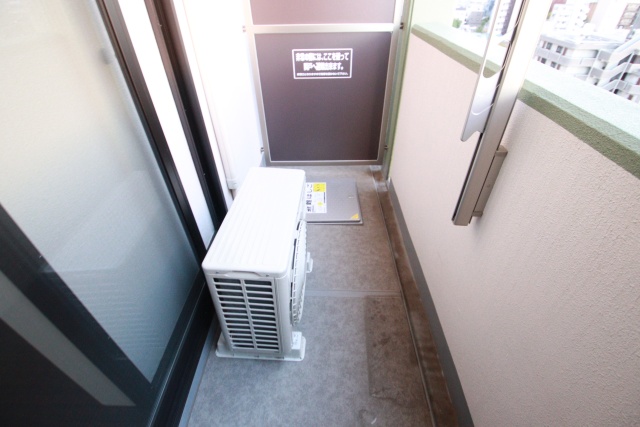 バルコニー　※別室の参考写真の為、現況優先です。