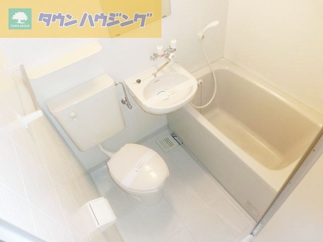 バス・シャワールーム　浴室洗面台有り