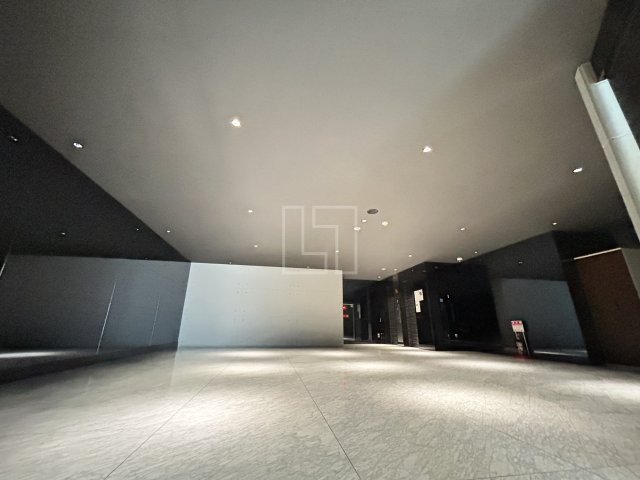 ロビー　サムティ本町橋IIMEDIUS　ロビー