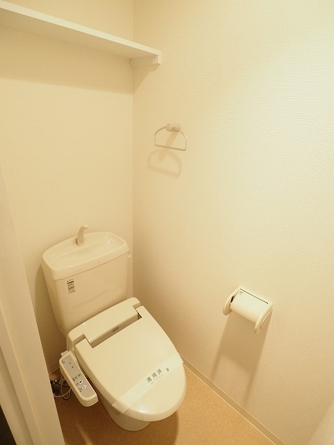トイレ　ウォシュレット付！