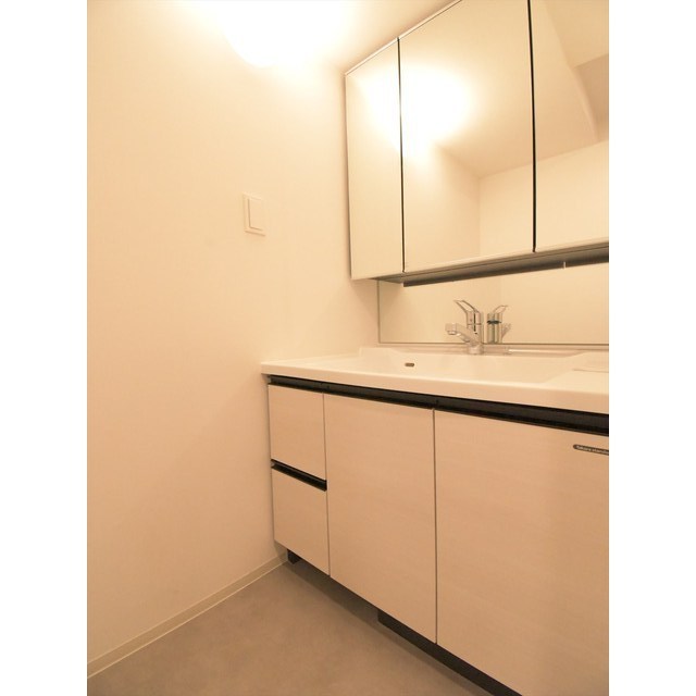 洗面設備　洗面所です