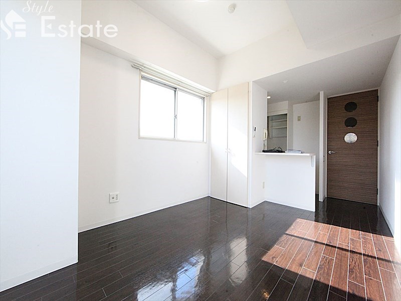 居室・リビング　内装