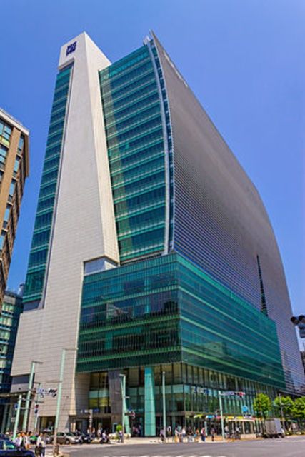 ショッピングセンター　COREDO日本橋（ショッピングセンター）まで989m