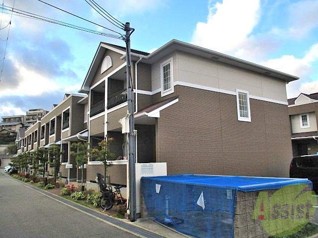 建物外観　豊中市刀根山３丁目（ヴィラージュ刀根山３号館）