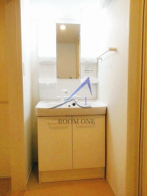 洗面設備　洗面台です。