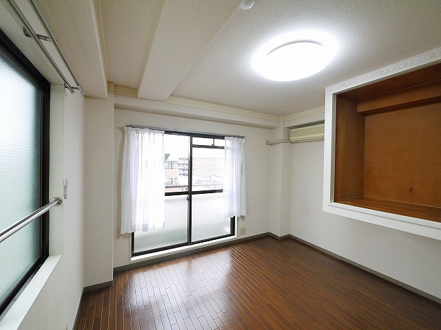 居室・リビング　使いやすい居間です