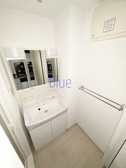 洗面設備　同仕様