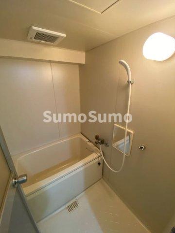 バス・シャワールーム　お風呂で日々の疲れを落としましょう