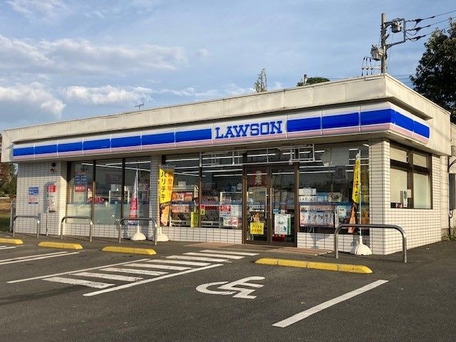コンビニ　ローソン 益子七井店（コンビニ）まで850m