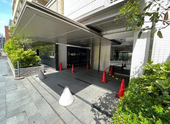 スーパー　プレッセプレミアム東京ミッドタウン店（スーパー）まで809m