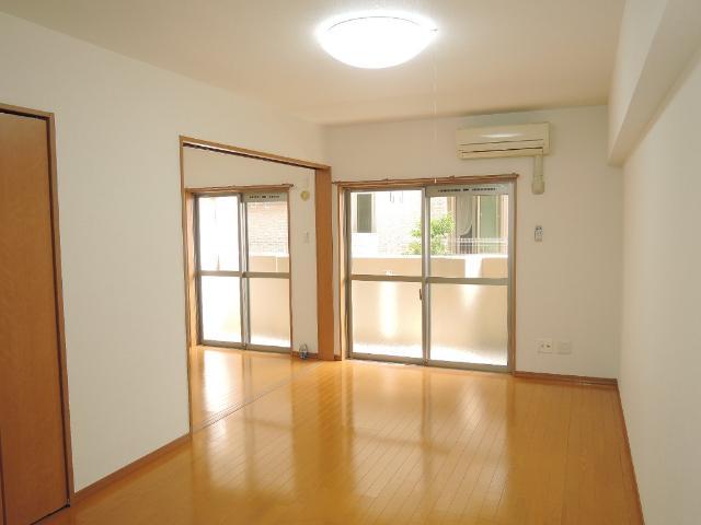 居室・リビング　リビング