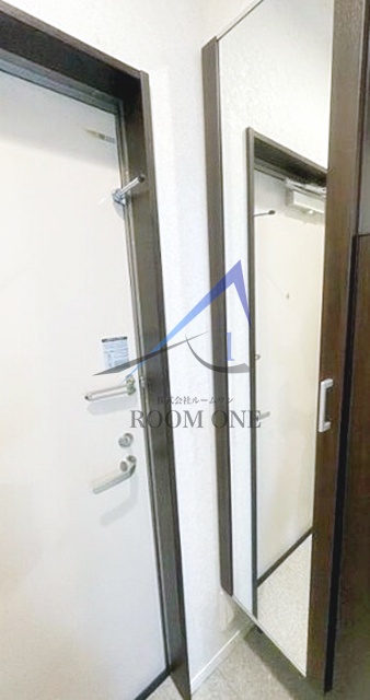 玄関　玄関です。