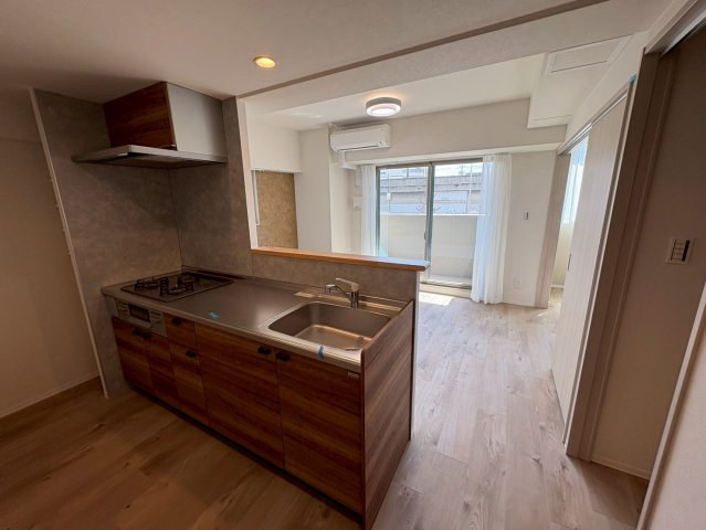 居室・リビング　ポルタニグラサウス