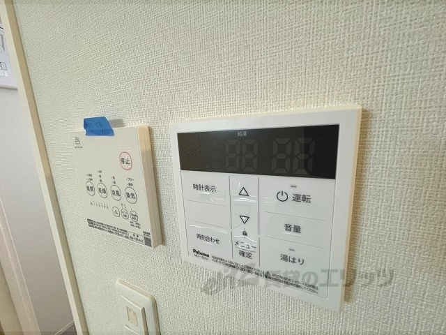 その他設備　給湯器リモコン