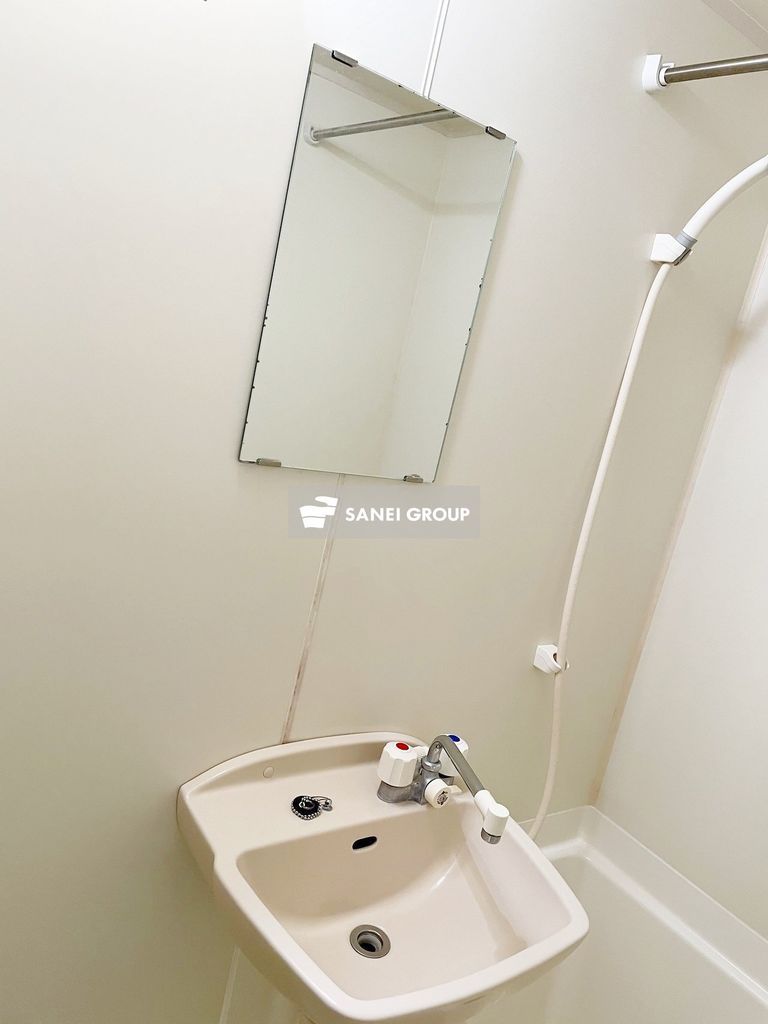 洗面設備　同仕様