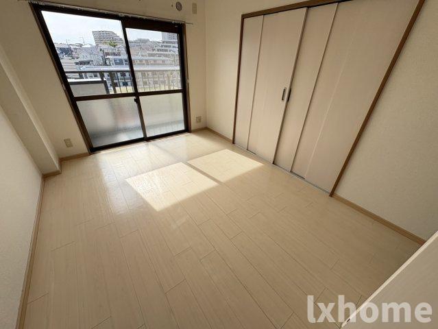 居室・リビング　広々とした洋室です