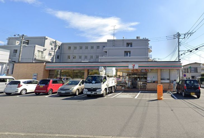 コンビニ　セブンイレブン東林間3丁目店（コンビニ）まで252m