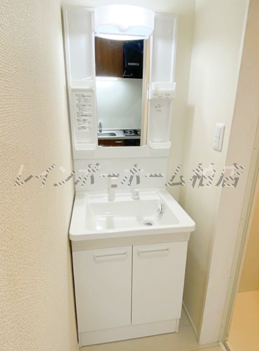 洗面設備　同施工。参考写真。