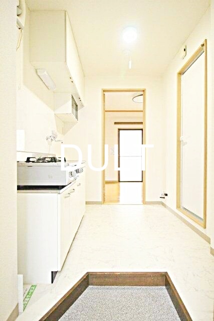 玄関　玄関です。