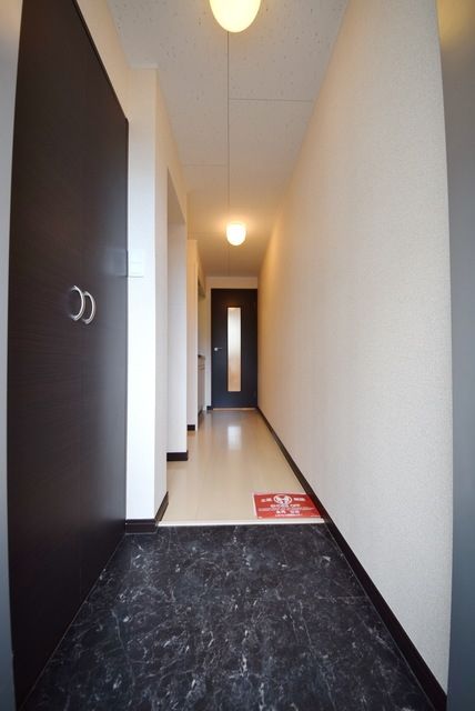 玄関　シューズボックスあります♪