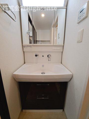 洗面設備　洗面所です