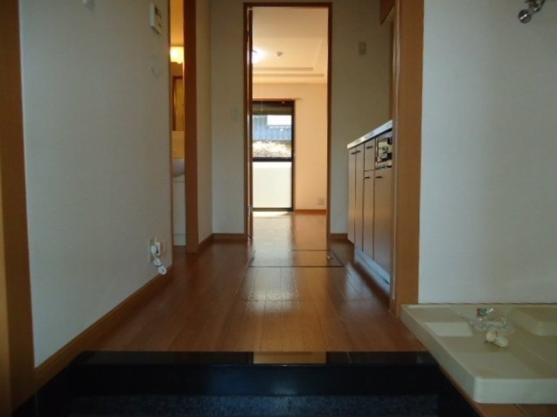 玄関　図面と現状に相違がある場合には現状を優先