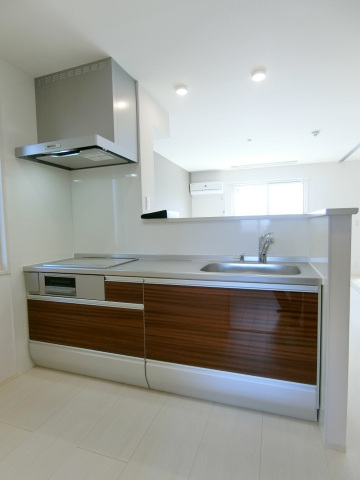 キッチン　対面式システムキッチン