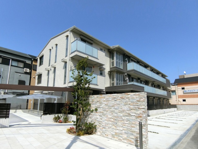 建物外観　全戸南向きで日当り良好