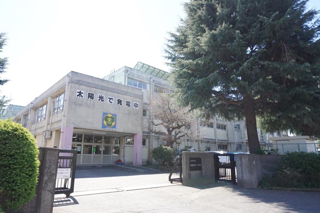 小学校　松戸市立常盤平第一小学校（小学校）まで365m