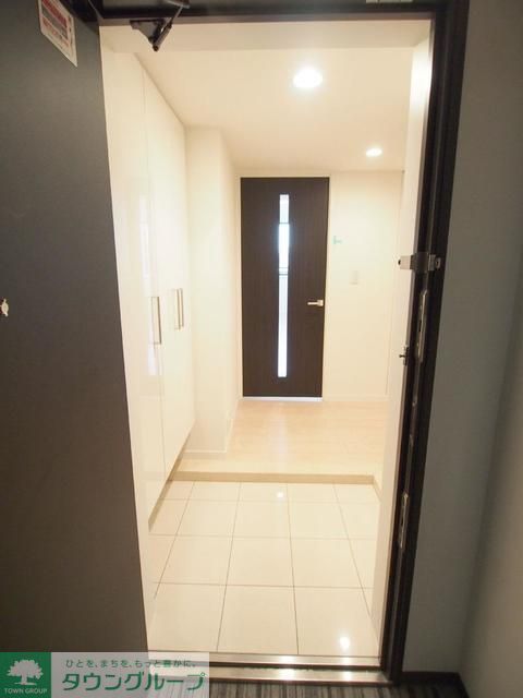 玄関　タウンハウジングレジデンス事業部　恵比寿店・赤坂店までお問…