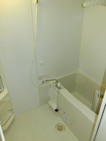 バス・シャワールーム　コーラル横浜　浴室