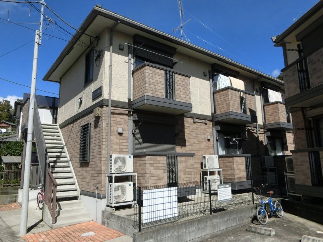 建物外観　コーラル横浜　外観