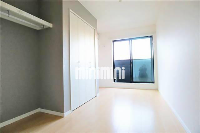 居室・リビング　工事中の室内です