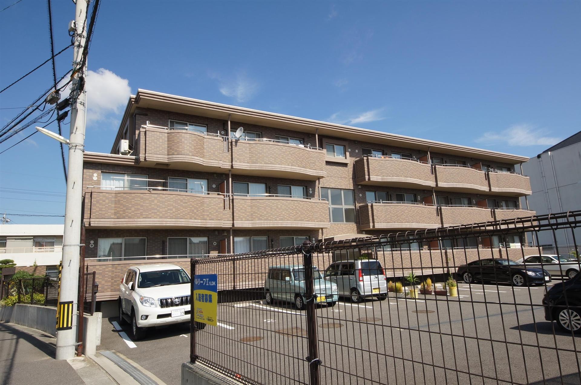 建物外観　建物外観