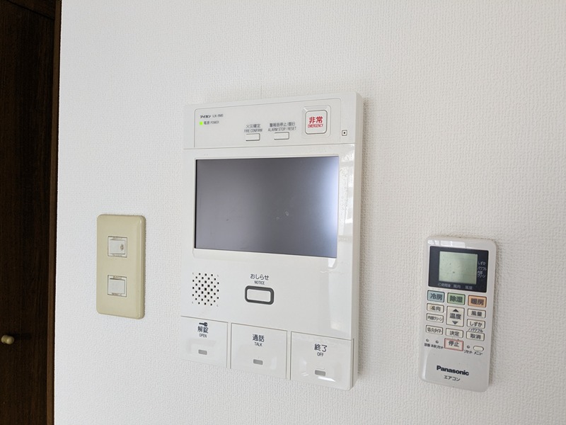 セキュリティ　同物件別部屋写真