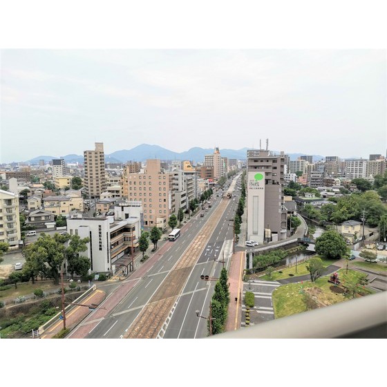 中学校　熊本市立出水中学校（中学校）まで1464m