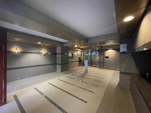 ロビー　ルーブル富士見台