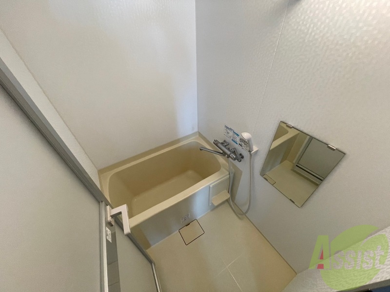 バス・シャワールーム　疲れを癒すには湯船でゆっくりするのが良いですよ。