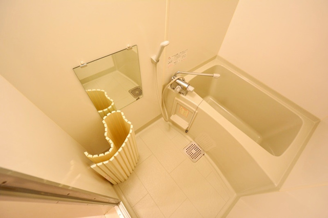 バス・シャワールーム　バストイレセパレートタイプでオススメ♪