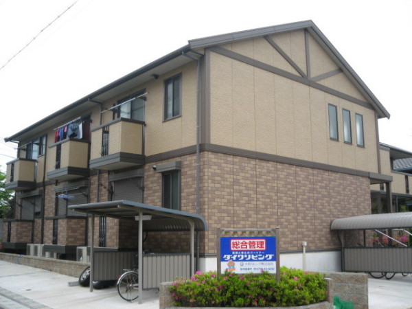 建物外観　モニター付きインターホンついてます♪