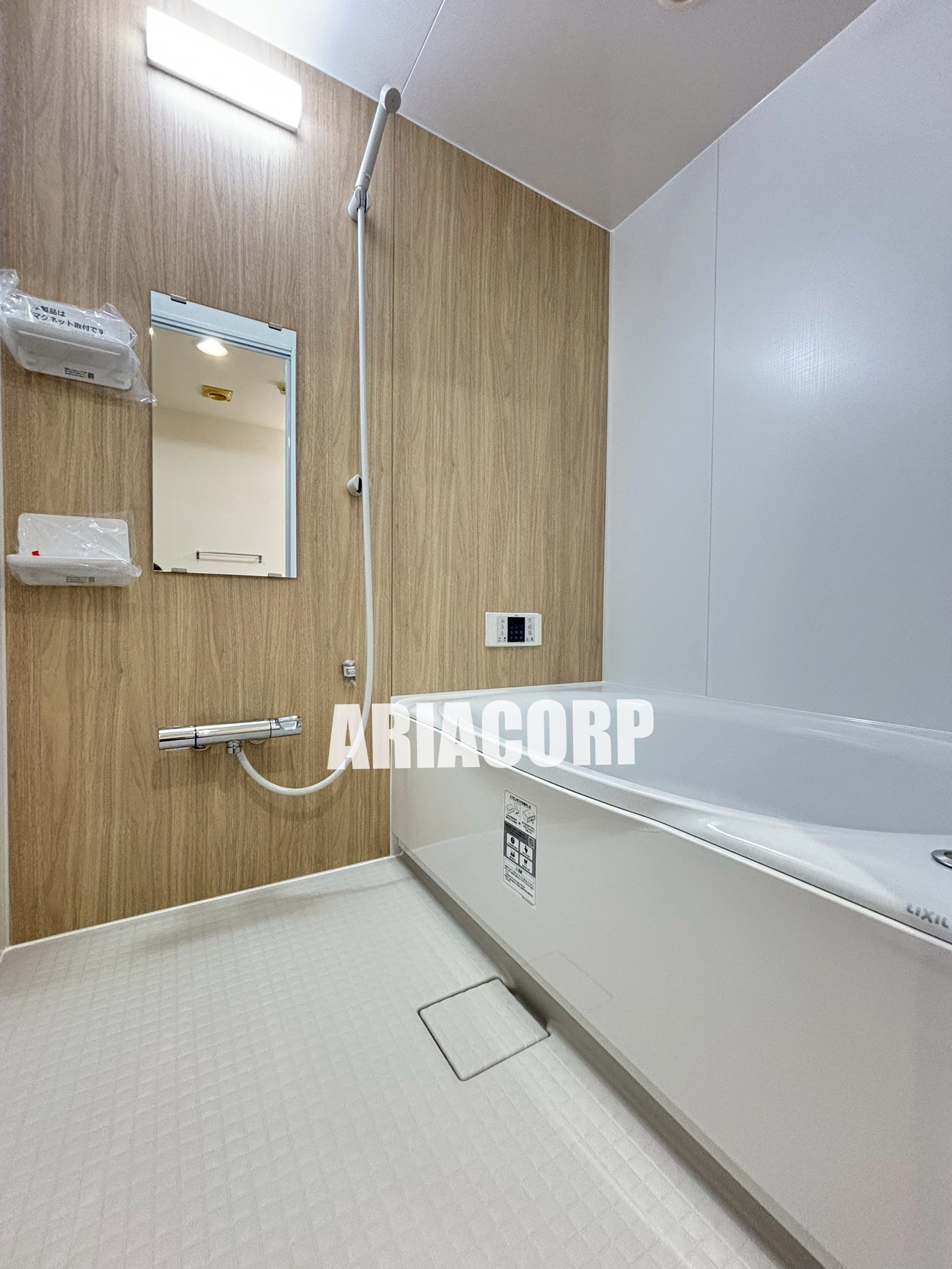 バス・シャワールーム　高級感♪清潔感のある浴室でございます。