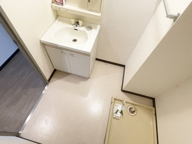 洗面設備　使いやすい洗面所です
