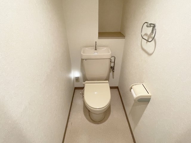 トイレ　シンプルで使いやすいトイレです