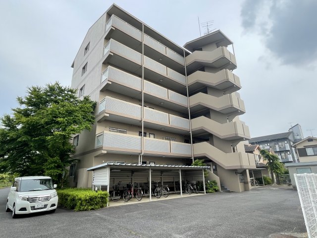 建物外観　外はこのようになっています