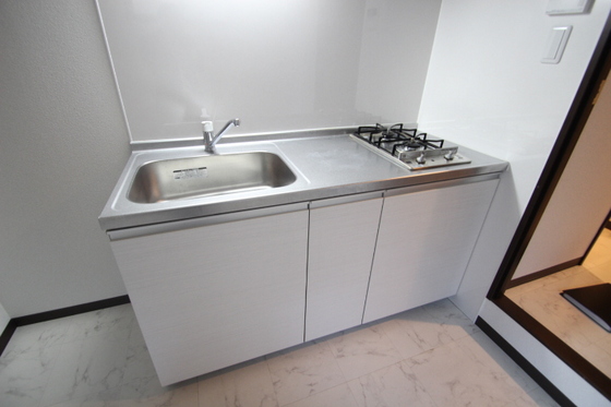 キッチン　※別部屋の写真です