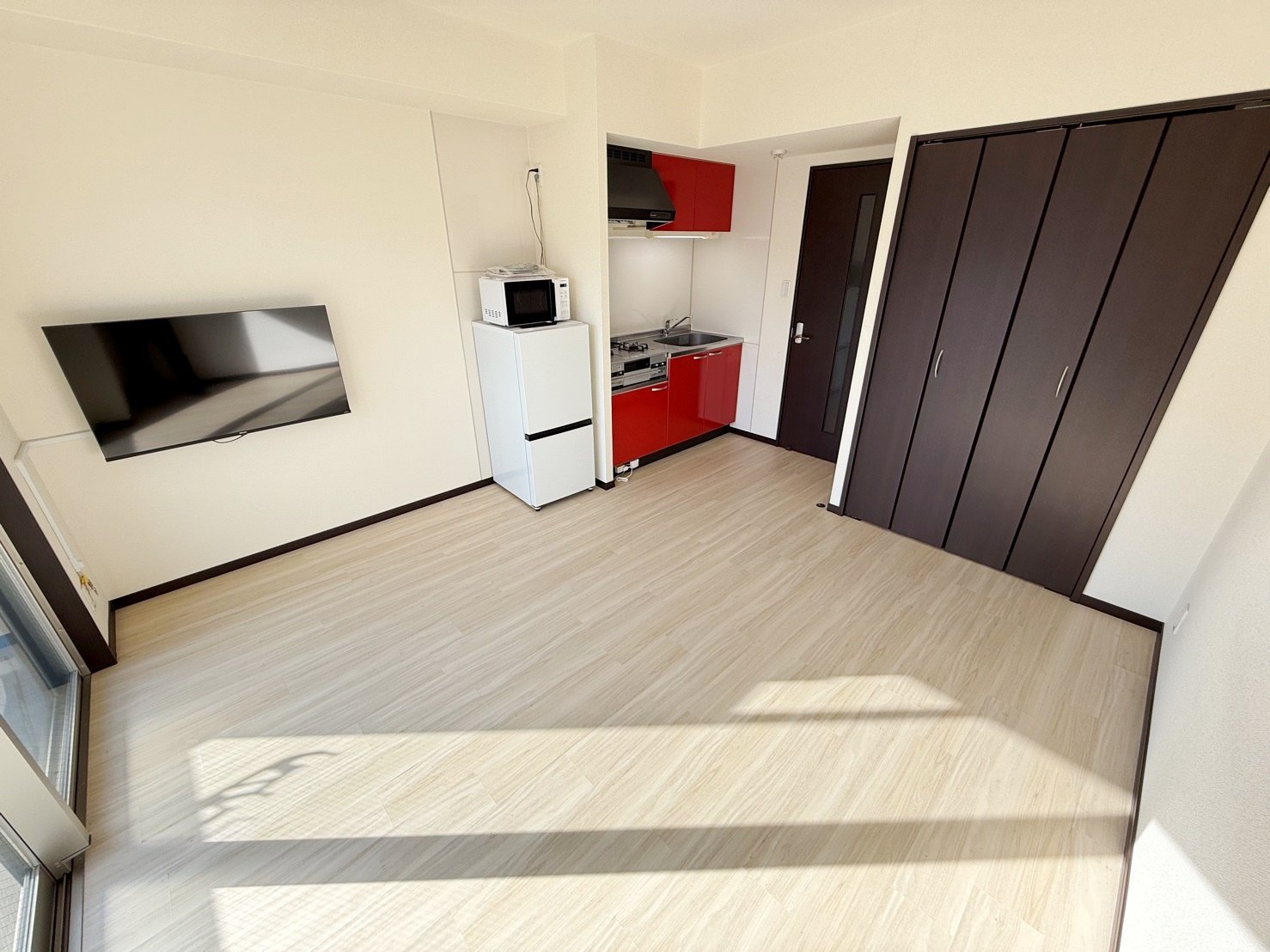 居室・リビング　※他室写真～現況優先