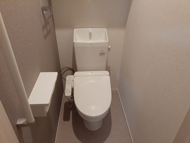 トイレ　落ち着いたトイレです