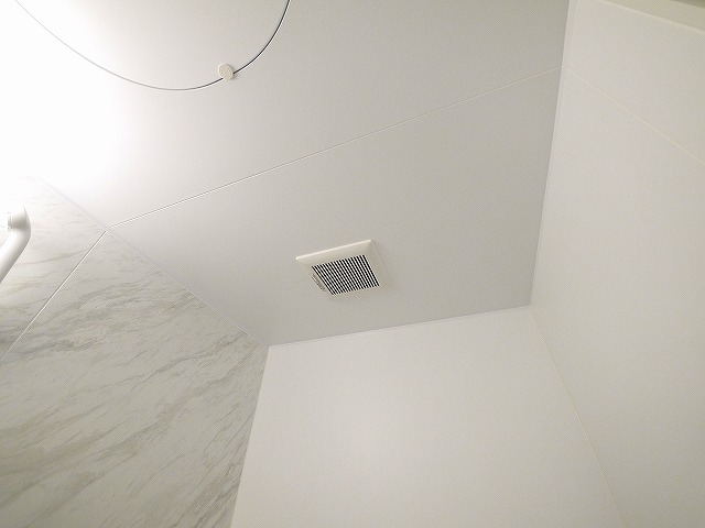 その他設備　浴室換気扇