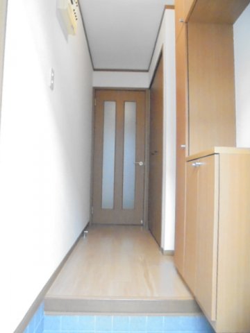 玄関　落ち着いた玄関です